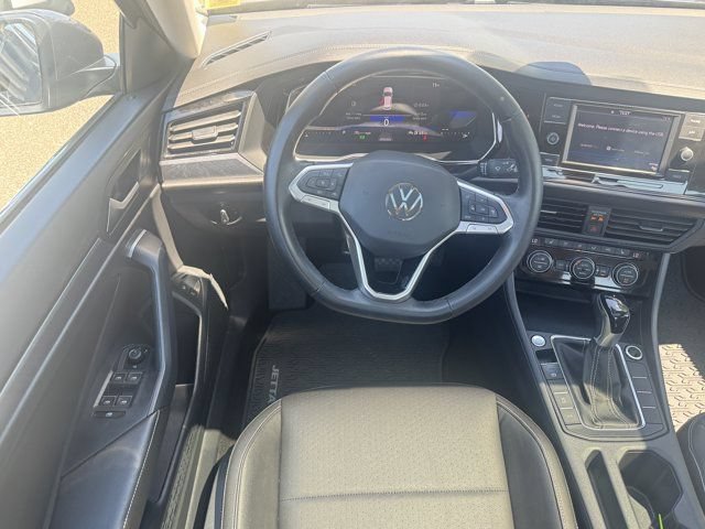 Used 2023 Volkswagen Jetta SE w/ Panoramic Sunroof Package FWD image 15