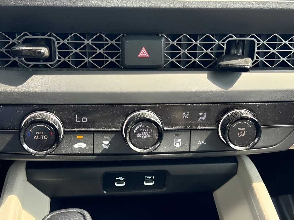 Used 2025 Honda Accord LX image 9