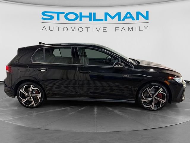 New 2026 Volkswagen GTI SE FWD image 8
