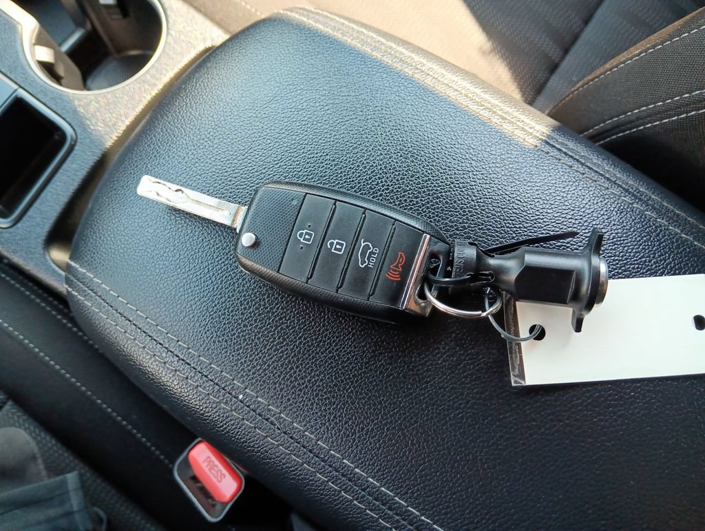 Used 2017 Kia Sportage LX AWD/4WD image 28