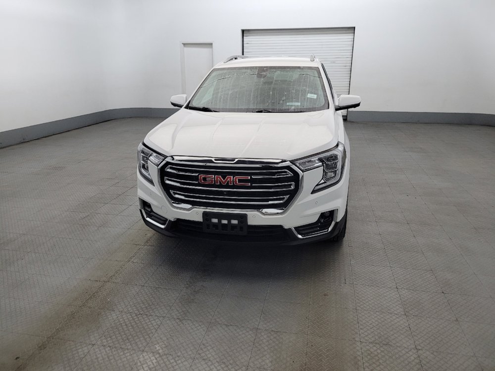 Used 2023 GMC Terrain SLT w/ Tech Package AWD/4WD image 15