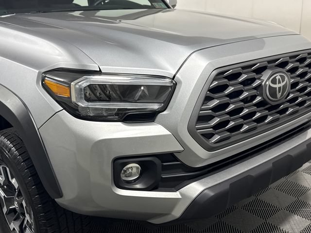 Certified 2023 Toyota Tacoma TRD Off-Road w/ Technology Package AWD/4WD image 12