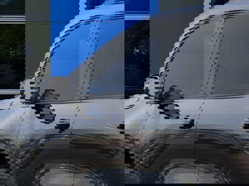 New 2026 Chevrolet Traverse LT w/ Midnight/Sport Edition image 12