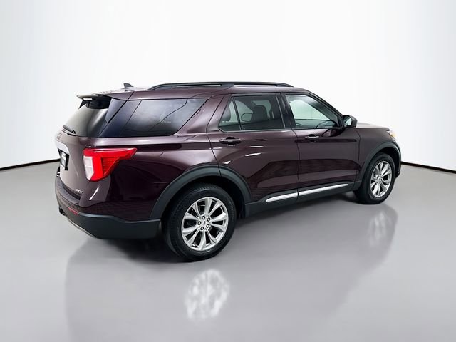 Used 2023 Ford Explorer XLT w/ Equipment Group 202A image 7