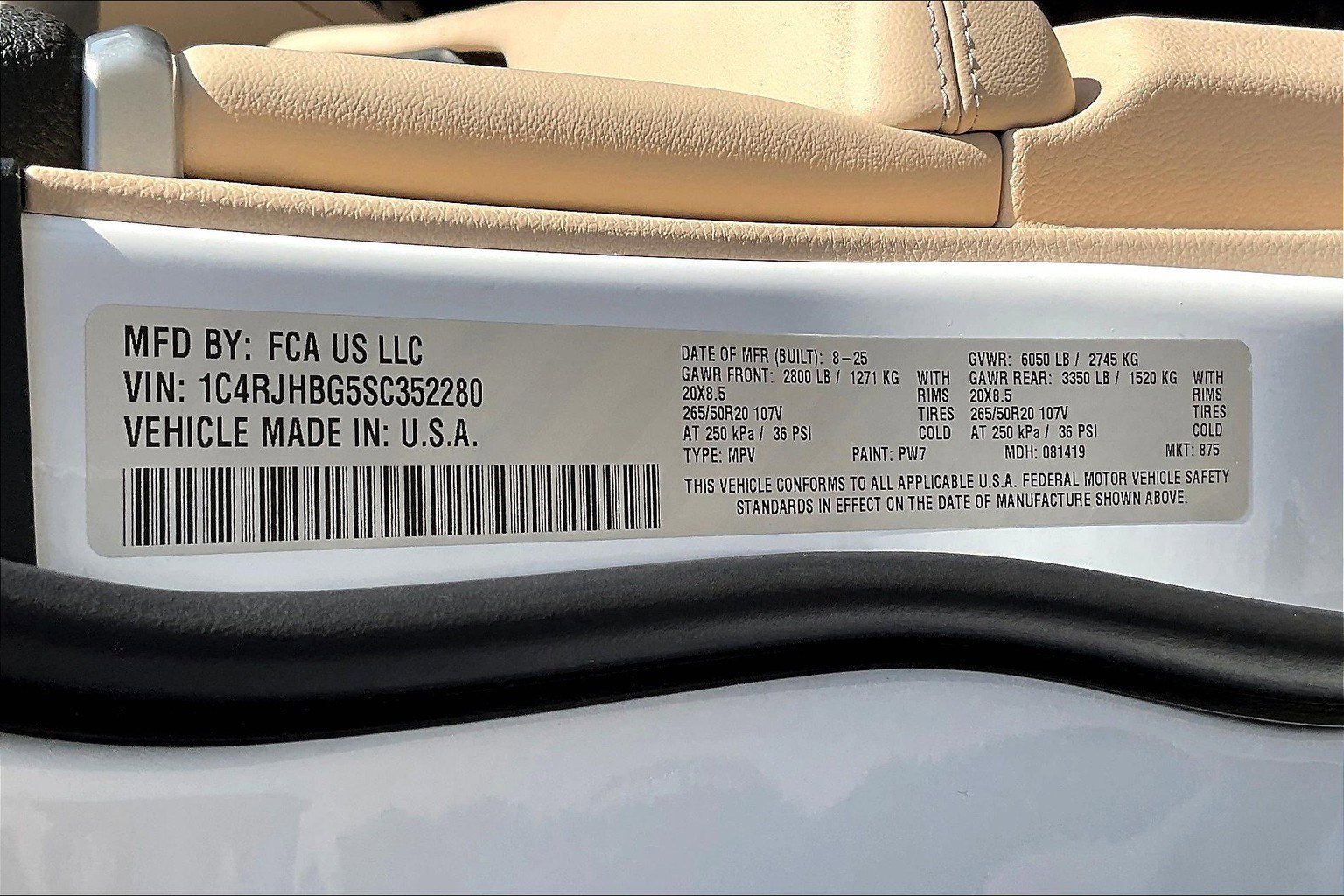 New 2025 Jeep Grand Cherokee Limited image 13