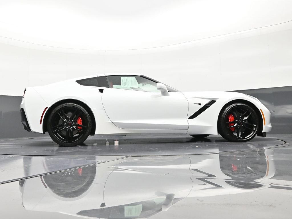 Used 2019 Chevrolet Corvette Stingray Coupe w/ Carbon Flash Badge Package RWD image 22
