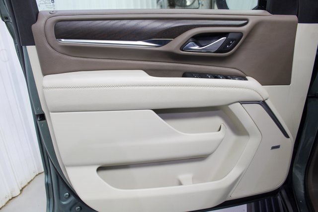 Used 2023 GMC Yukon Denali w/ Max Trailering Package image 8