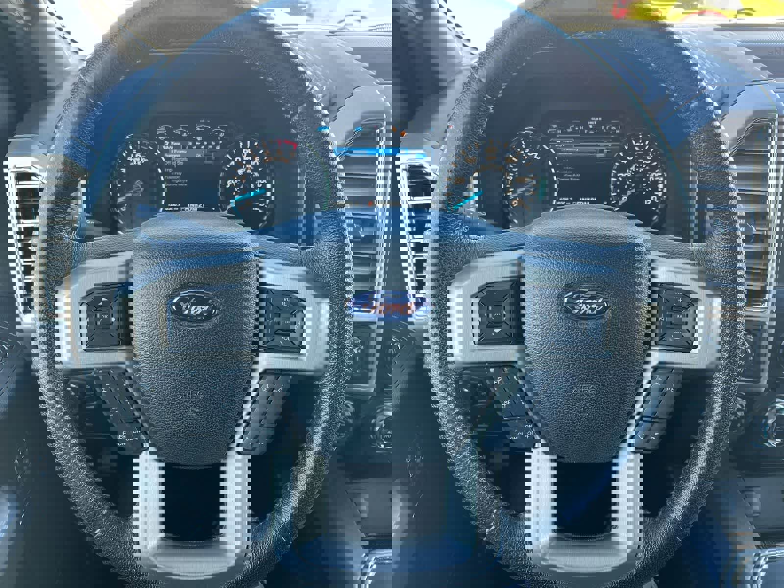 Used 2016 Ford F150 Platinum w/ Equipment Group 701A Luxury image 22