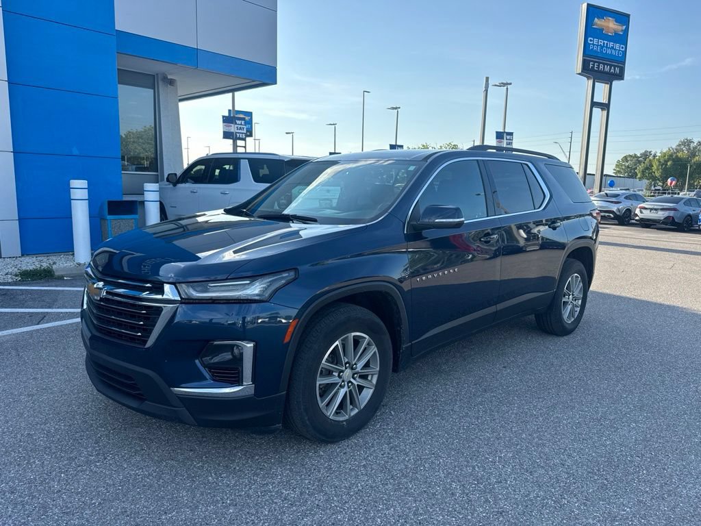 Used 2023 Chevrolet Traverse LT FWD image 1