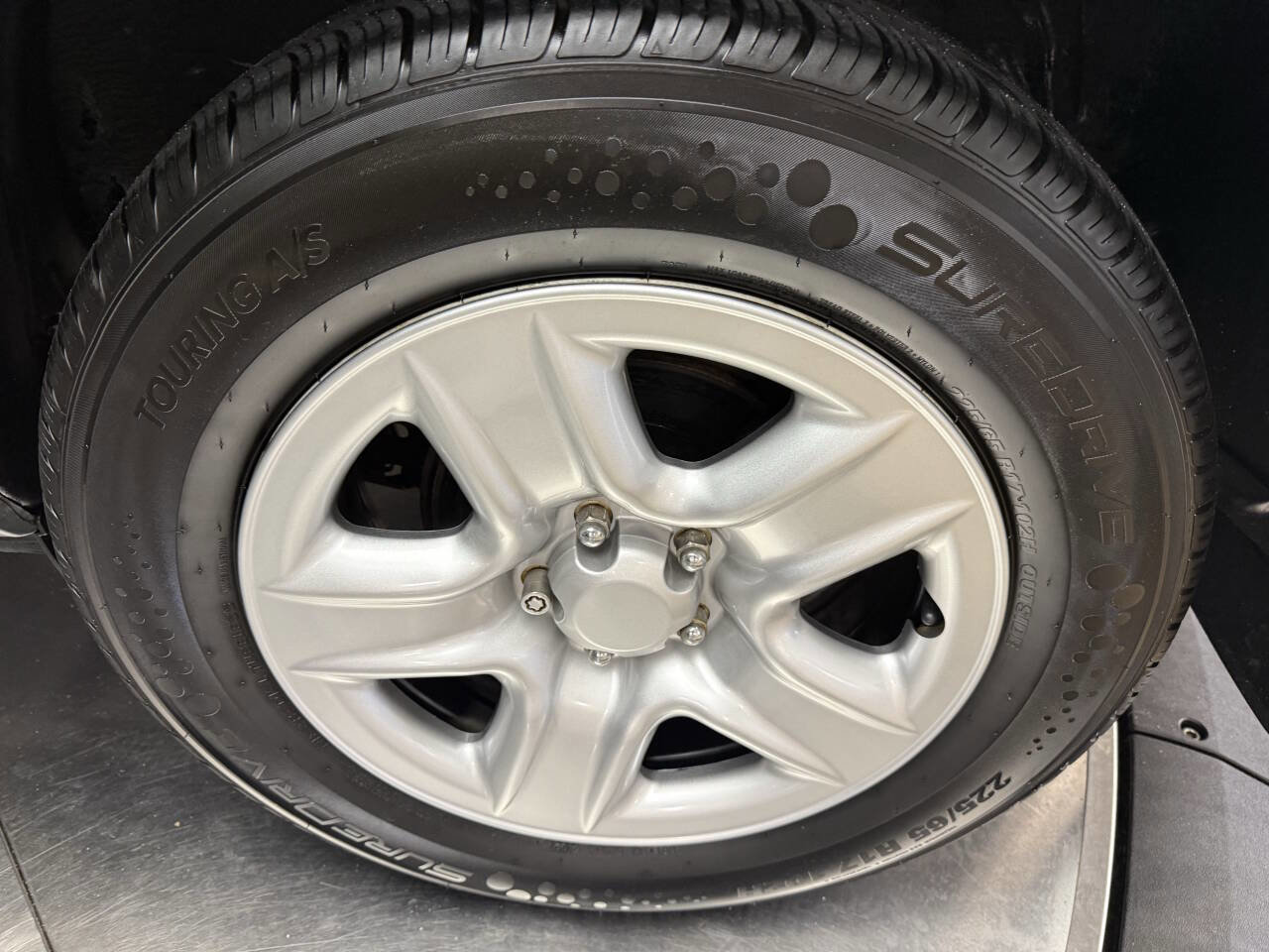 Used 2011 Toyota RAV4 4WD w/ Base L4 Extra Value Pkg image 25