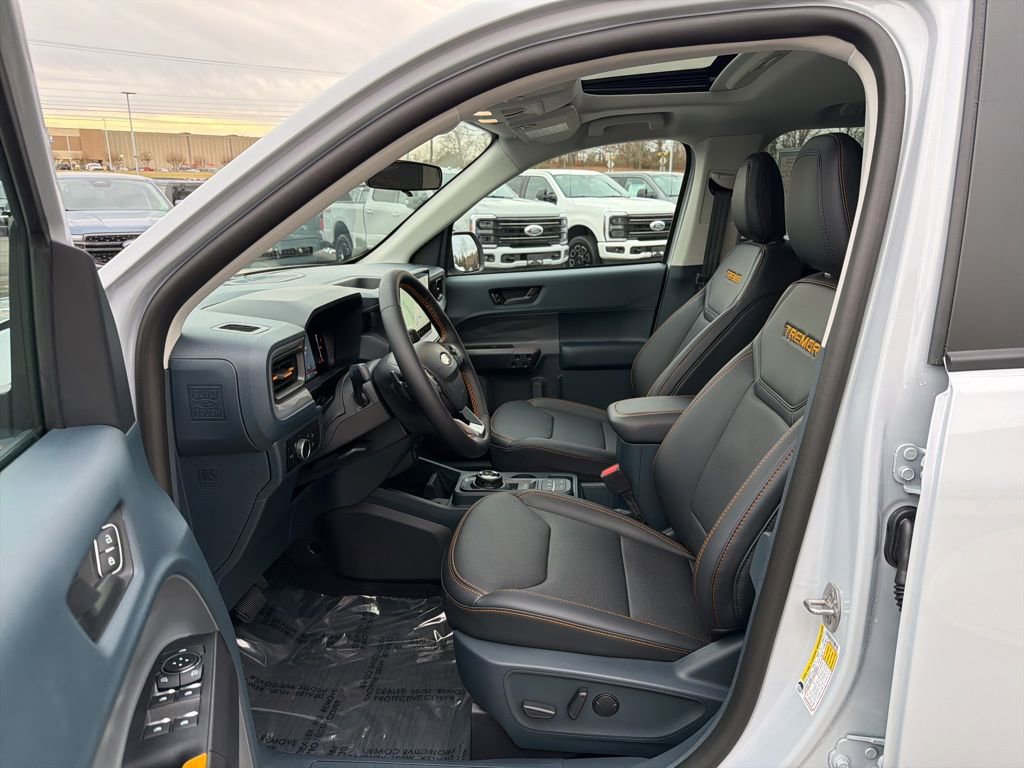 New 2025 Ford Maverick Tremor image 12