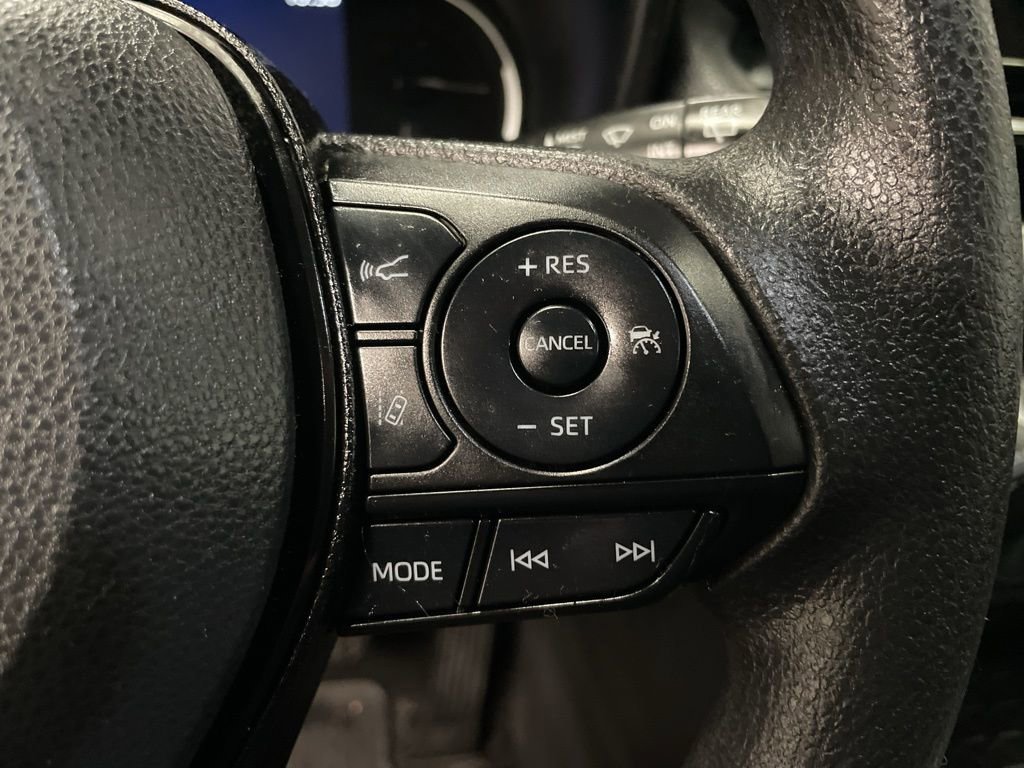 Used 2023 Toyota RAV4 LE image 20