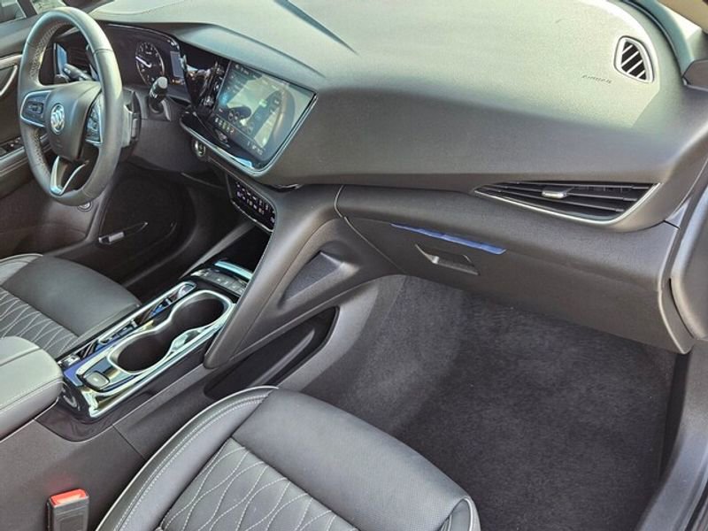 Used 2021 Buick Envision Avenir w/ Technology Package II image 14