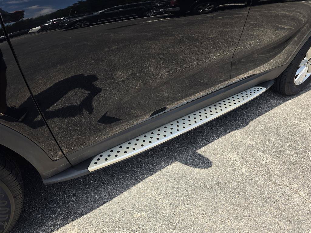 Used 2019 Kia Sorento L FWD image 10