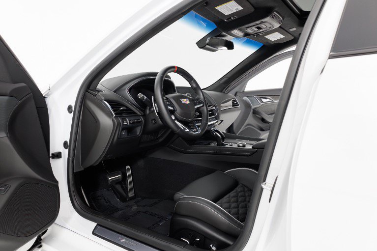 Used 2024 Cadillac CT5 V Blackwing w/ Driver Assist Package RWD image 13
