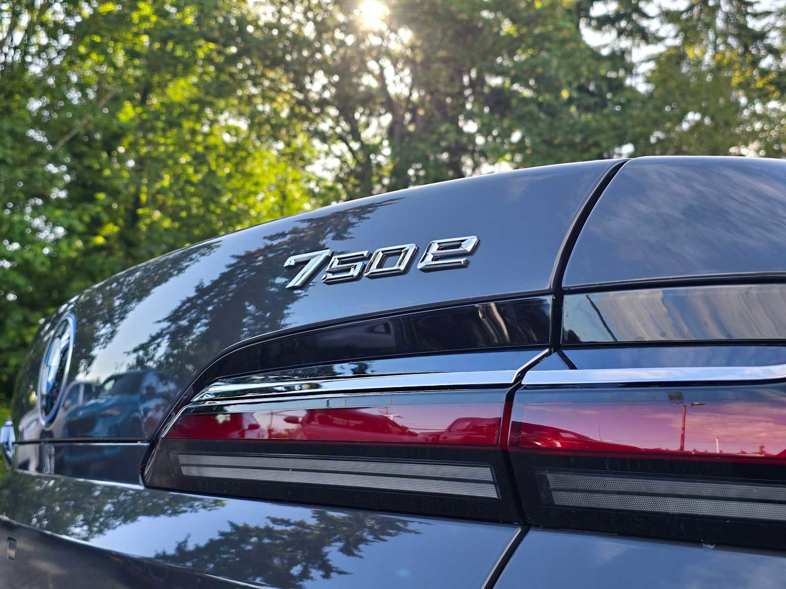 New 2025 BMW 750e xDrive 750e xDrive w/ Executive Package image 16