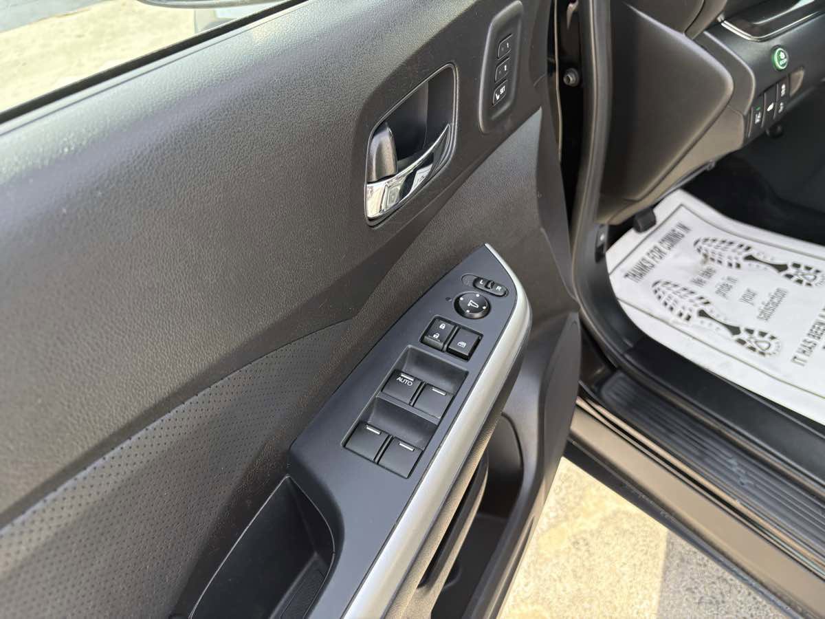 Used 2016 Honda CR-V Touring image 23