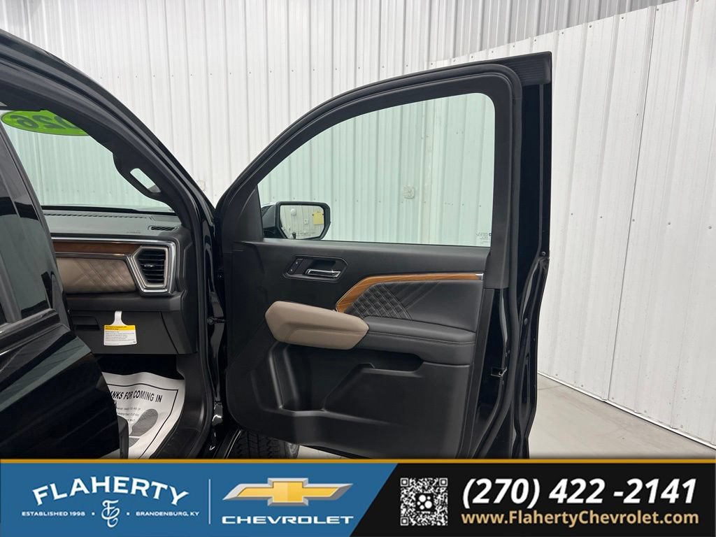 Used 2026 GMC Canyon Denali AWD/4WD image 14