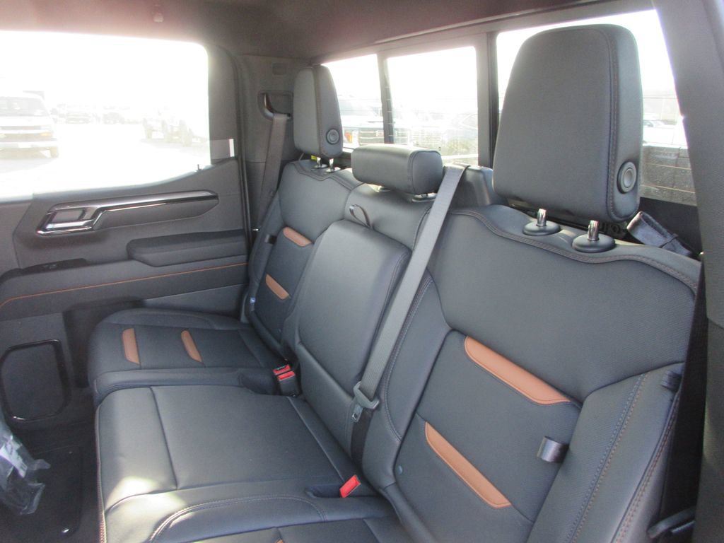 New 2026 GMC Sierra 1500 AT4 w/ AT4 Premium Package AWD/4WD image 19
