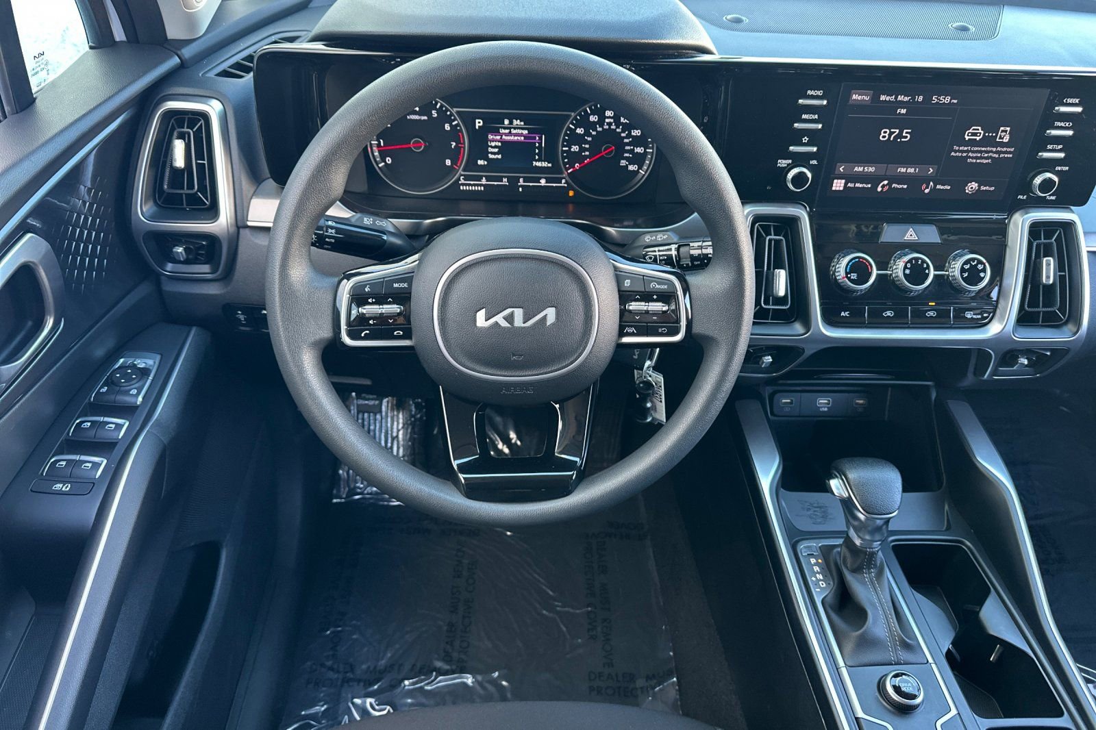 Used 2023 Kia Sorento LX image 16
