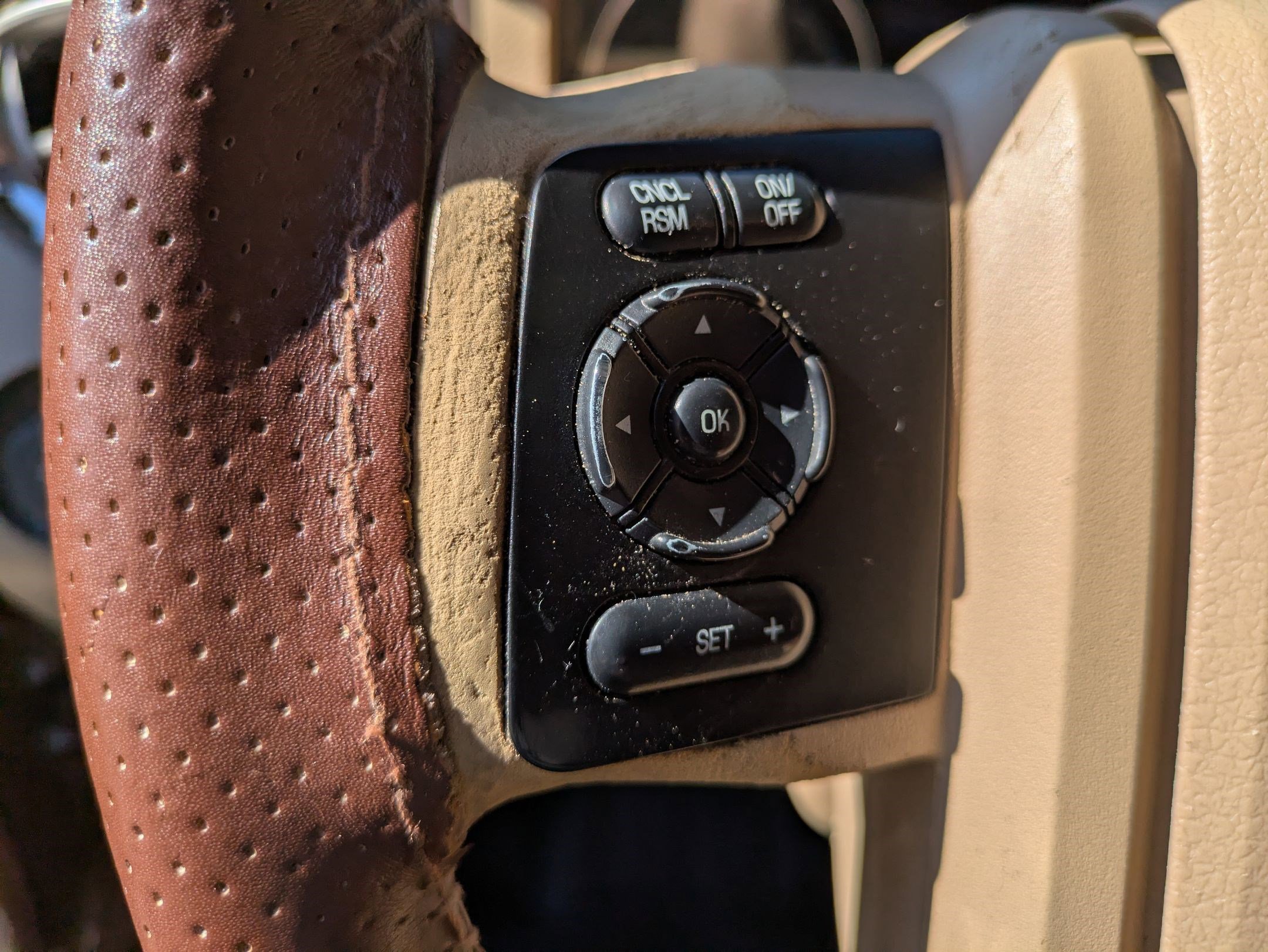 Used 2011 Ford F350 King Ranch w/ FX4 Off Road Pkg AWD/4WD image 17