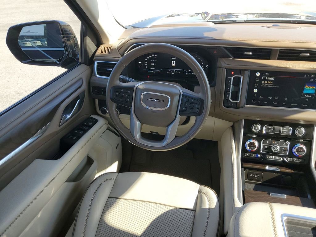 Used 2022 GMC Yukon Denali w/ Max Trailering Package image 25
