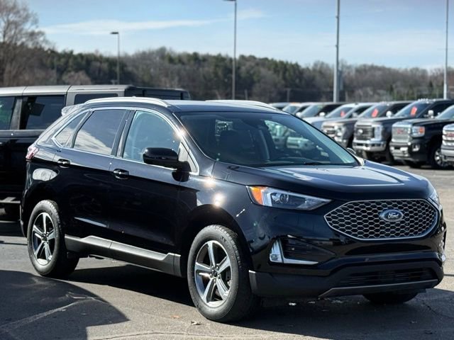 Used 2024 Ford Edge SEL w/ Convenience Package image 32