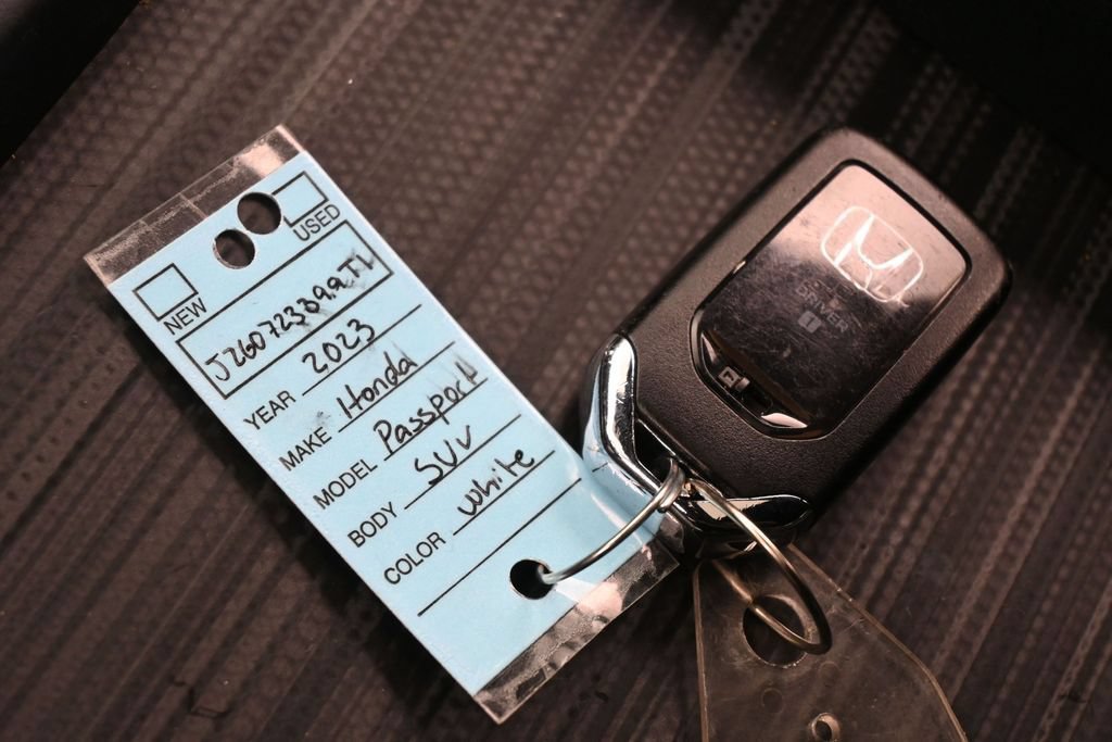 Used 2023 Honda Passport EX-L image 31