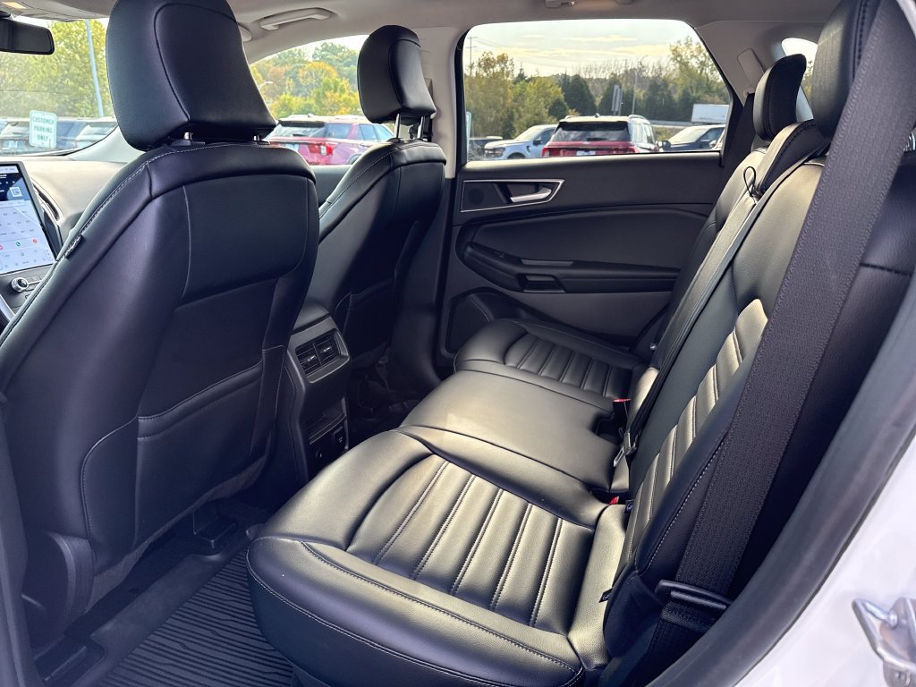 Used 2024 Ford Edge SEL w/ Convenience Package AWD/4WD image 38