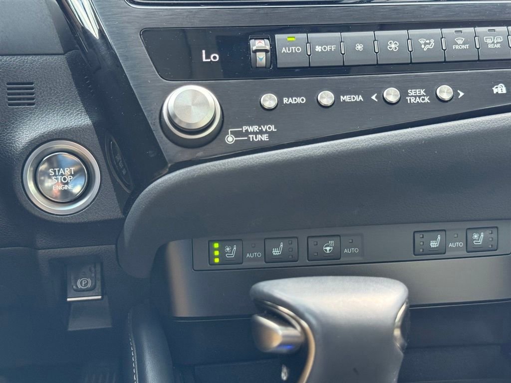 Certified 2025 Lexus ES 350 w/ Premium Package FWD image 32