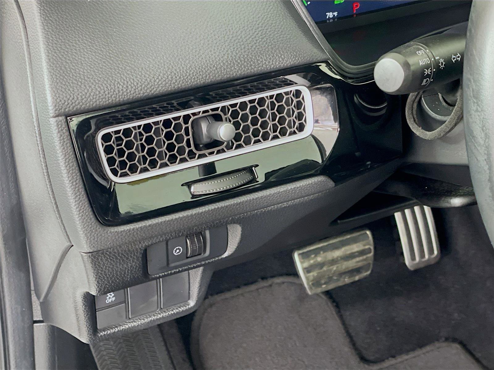 Used 2025 Honda Civic Sport Touring image 15