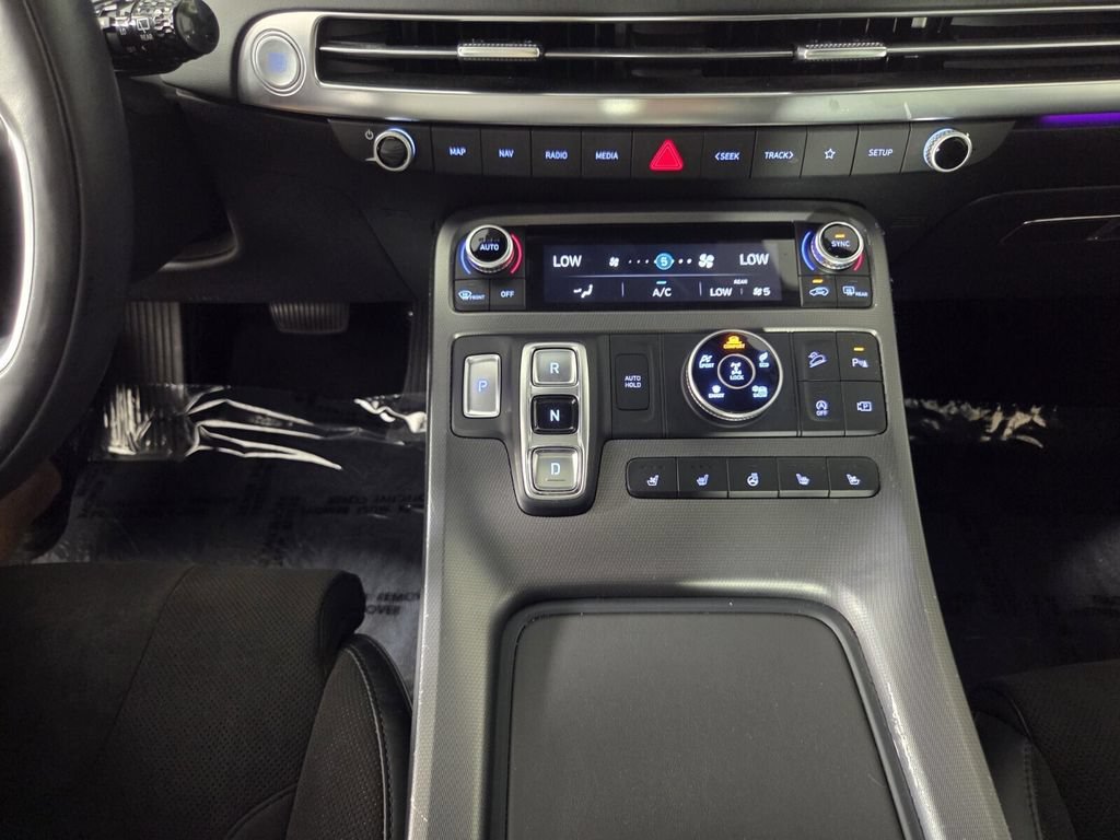 Used 2024 Hyundai Palisade Calligraphy AWD/4WD image 13