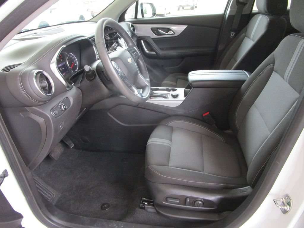 Used 2024 Chevrolet Blazer LT w/ Convenience Package FWD image 19