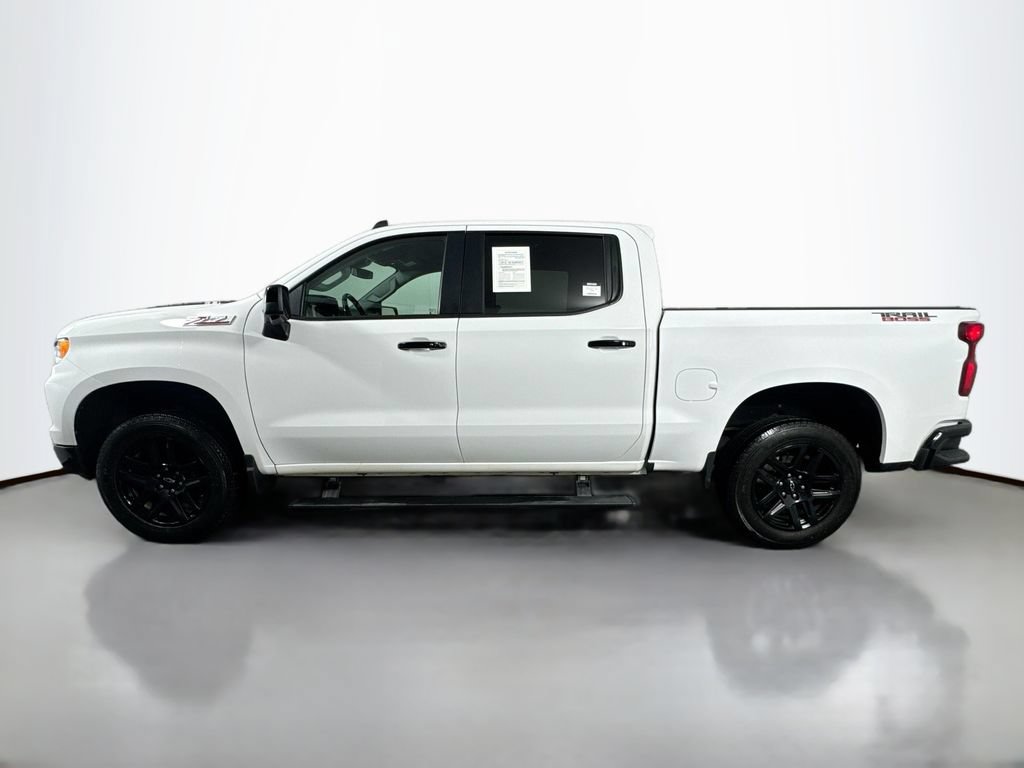 Used 2022 Chevrolet Silverado 1500 LT Trail Boss w/ LT Trail Boss Premium Package AWD/4WD image 8