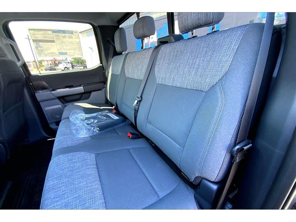 New 2026 Ford F250 XLT w/ XLT Premium Package AWD/4WD image 26