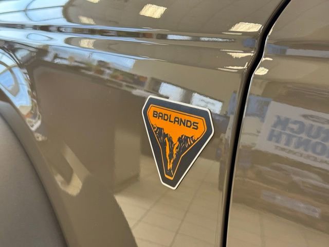 New 2026 Ford Bronco Badlands image 6