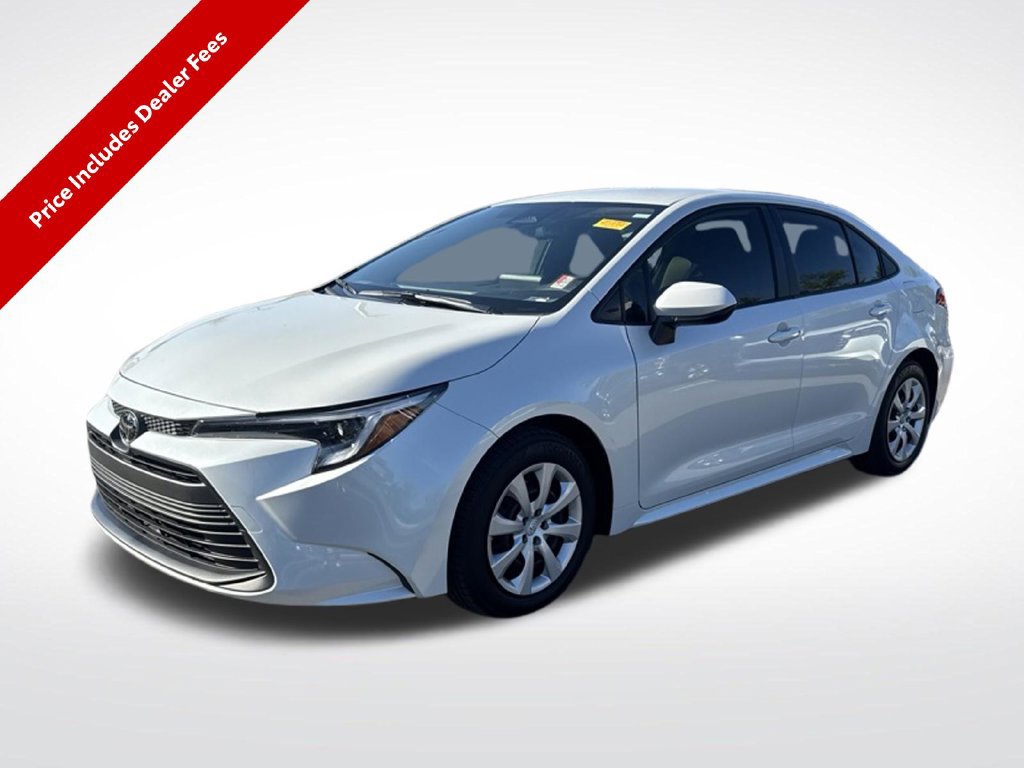 Used 2026 Toyota Corolla LE FWD image 1