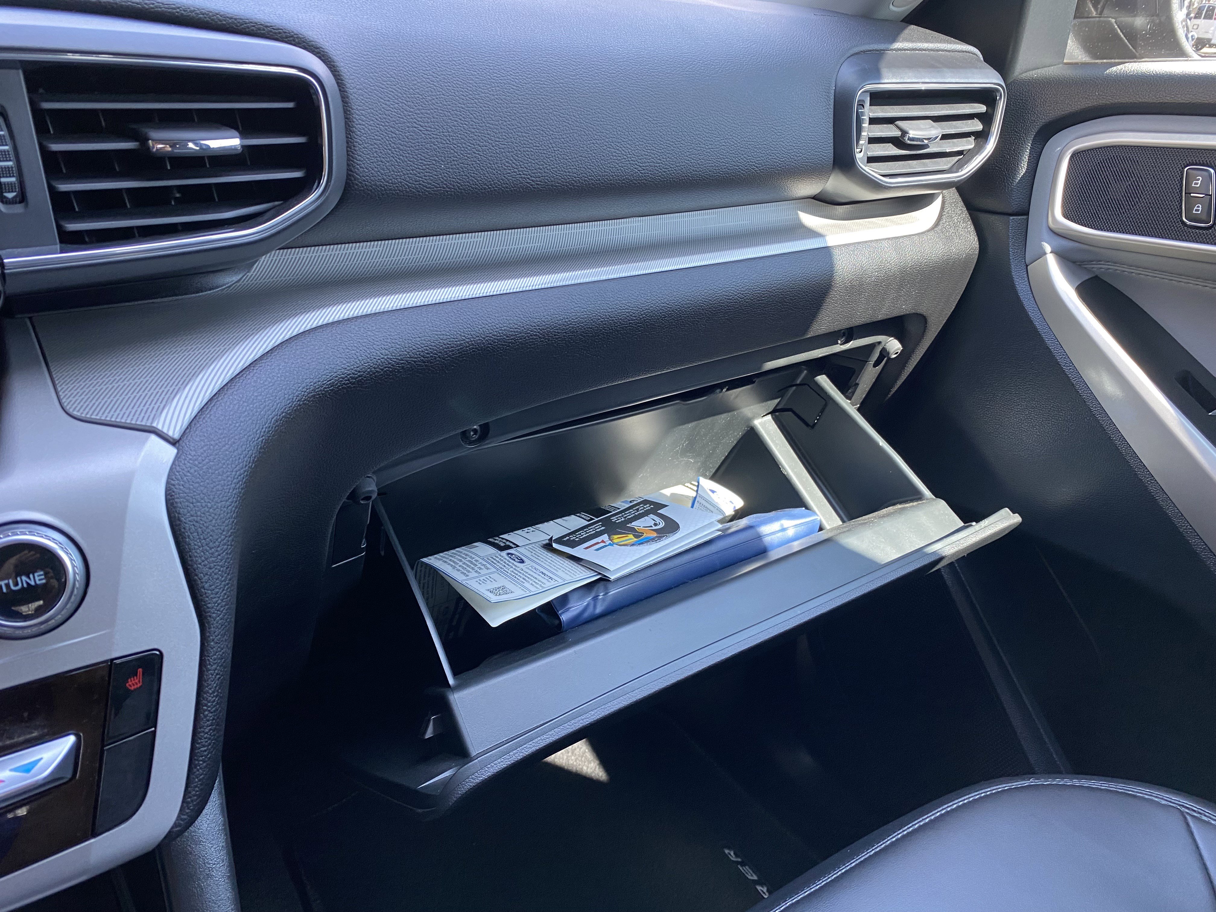 Used 2023 Ford Explorer XLT w/ Equipment Group 202A image 31