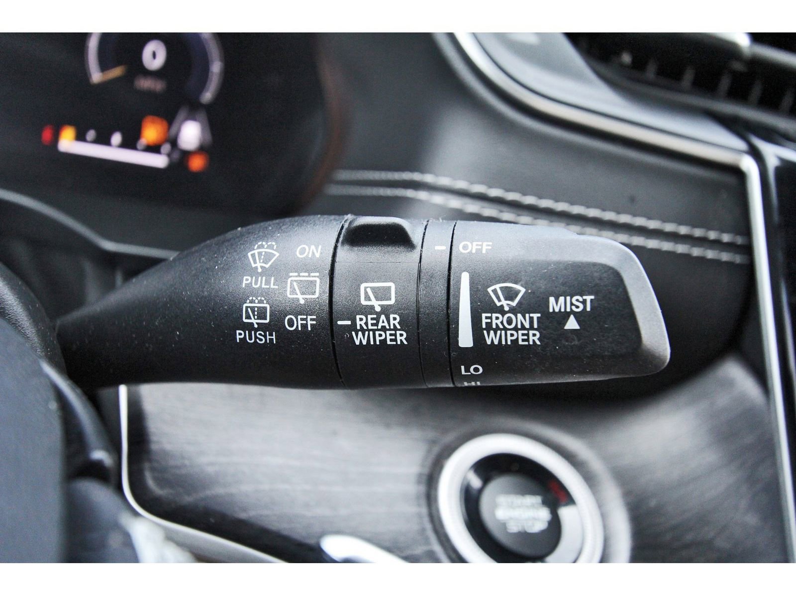 Used 2023 Jeep Grand Cherokee L Limited image 21