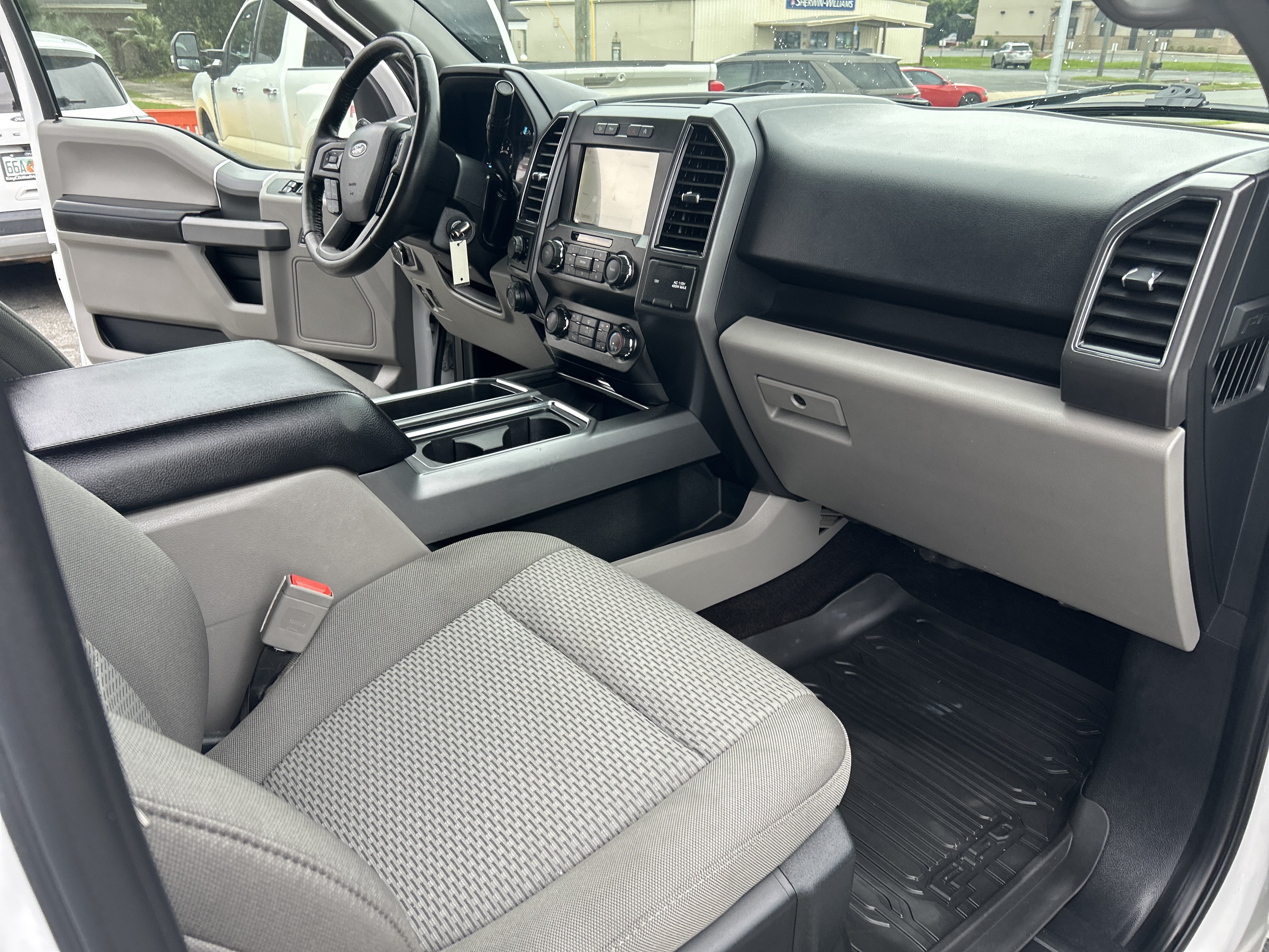 Used 2019 Ford F150 XLT w/ Equipment Group 302A Luxury AWD/4WD image 21