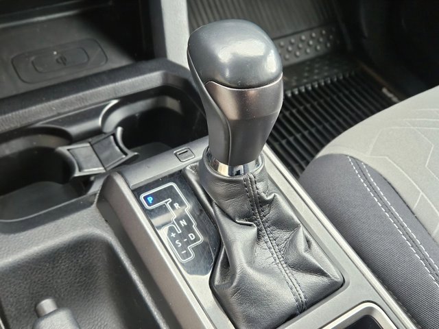 Used 2020 Toyota Tacoma TRD Off-Road image 12