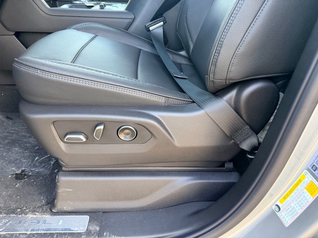 New 2026 GMC Sierra 2500 Denali w/ Denali Reserve Package image 16