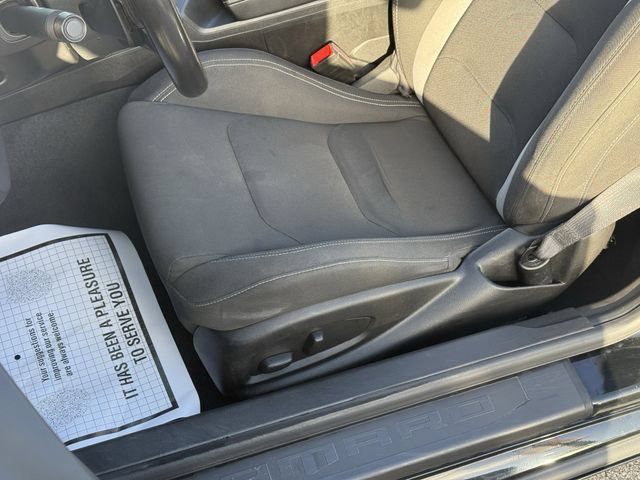 Used 2023 Chevrolet Camaro LT RWD image 17