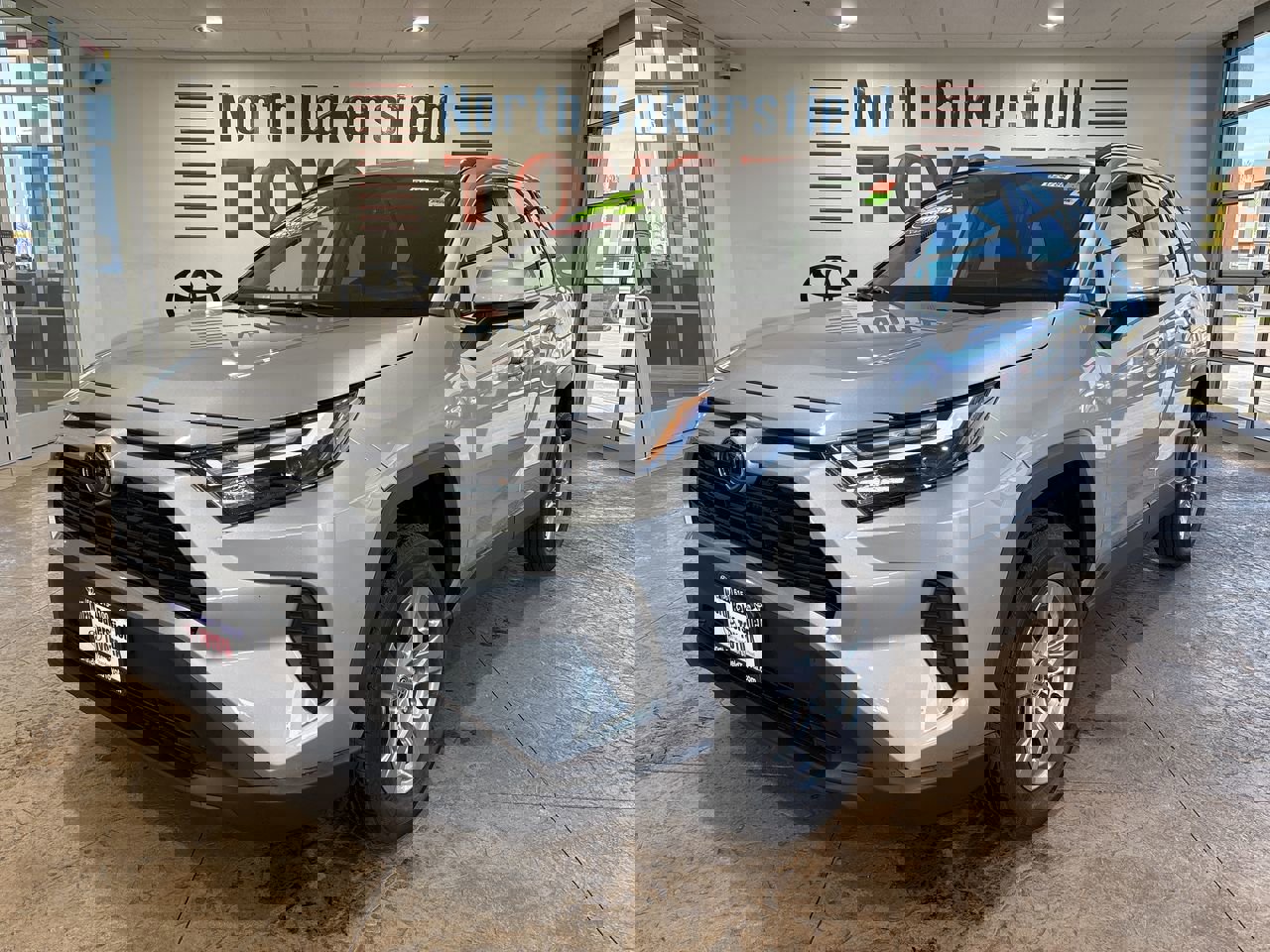 Certified 2025 Toyota RAV4 XLE image 6