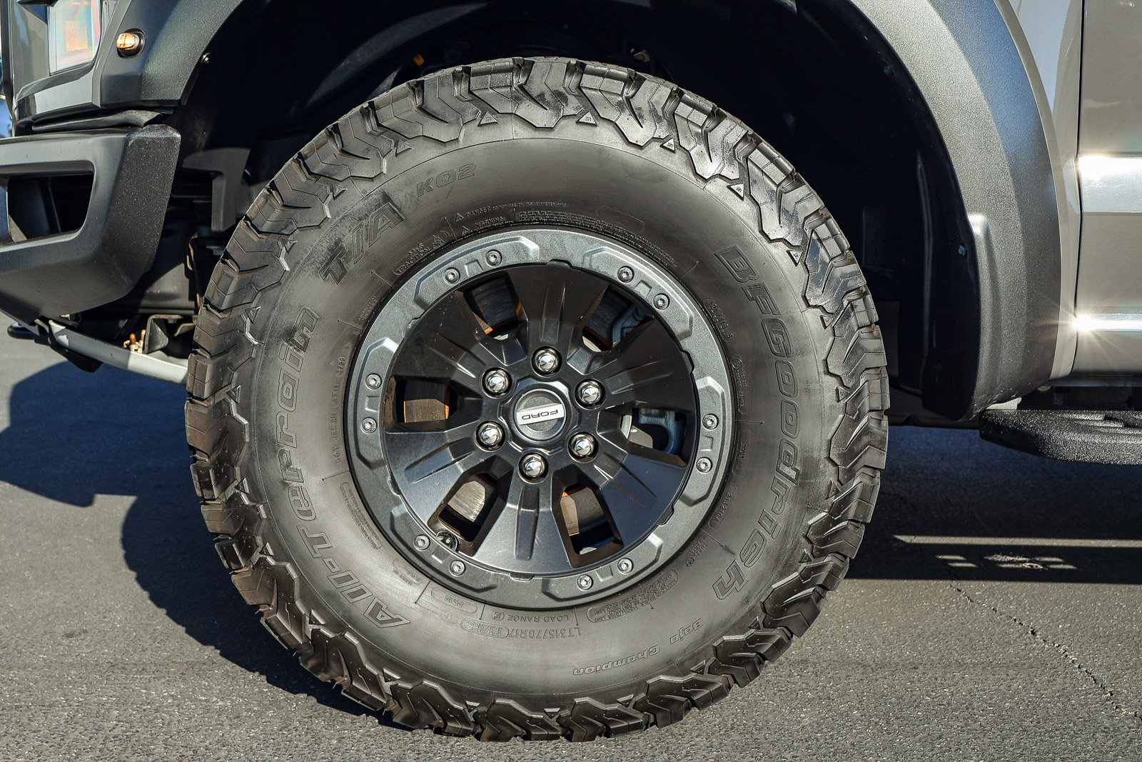 Used 2018 Ford F150 Raptor w/ Equipment Group 802A Luxury image 18