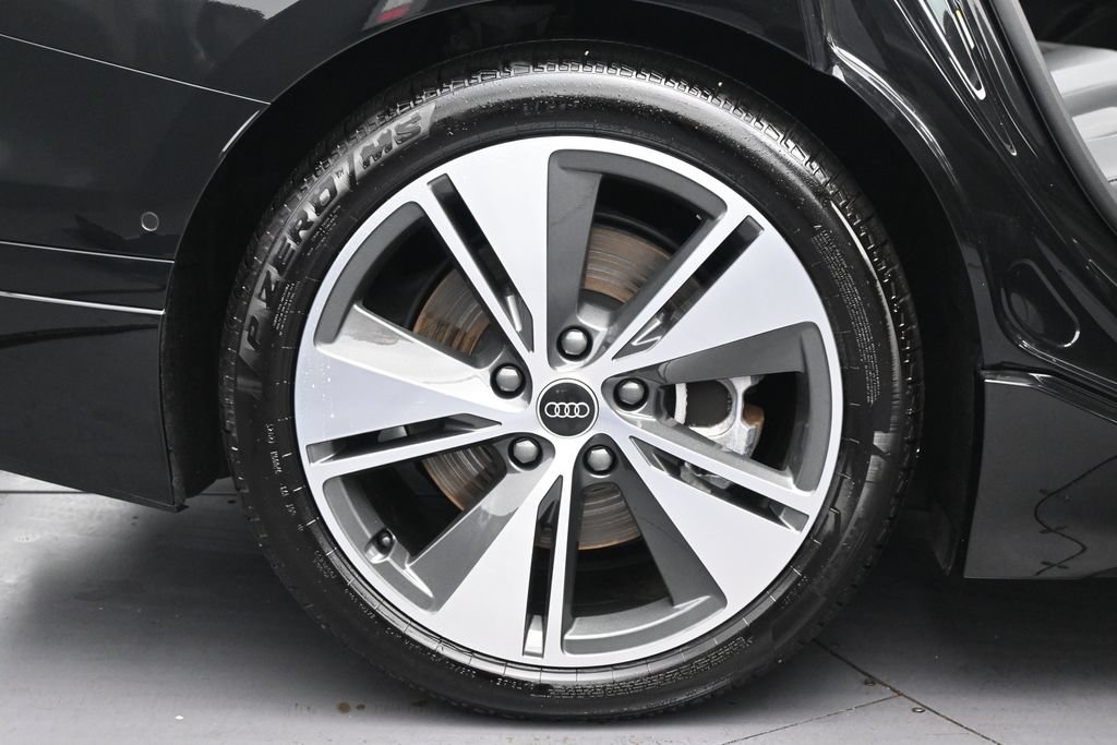 Used 2025 Audi A6 e-tron Prestige w/ Black Warm Weather Package AWD/4WD image 41