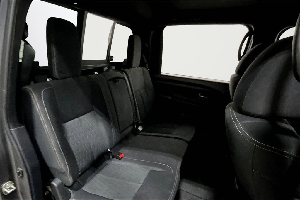 Used 2018 Nissan Titan PRO-4X image 25