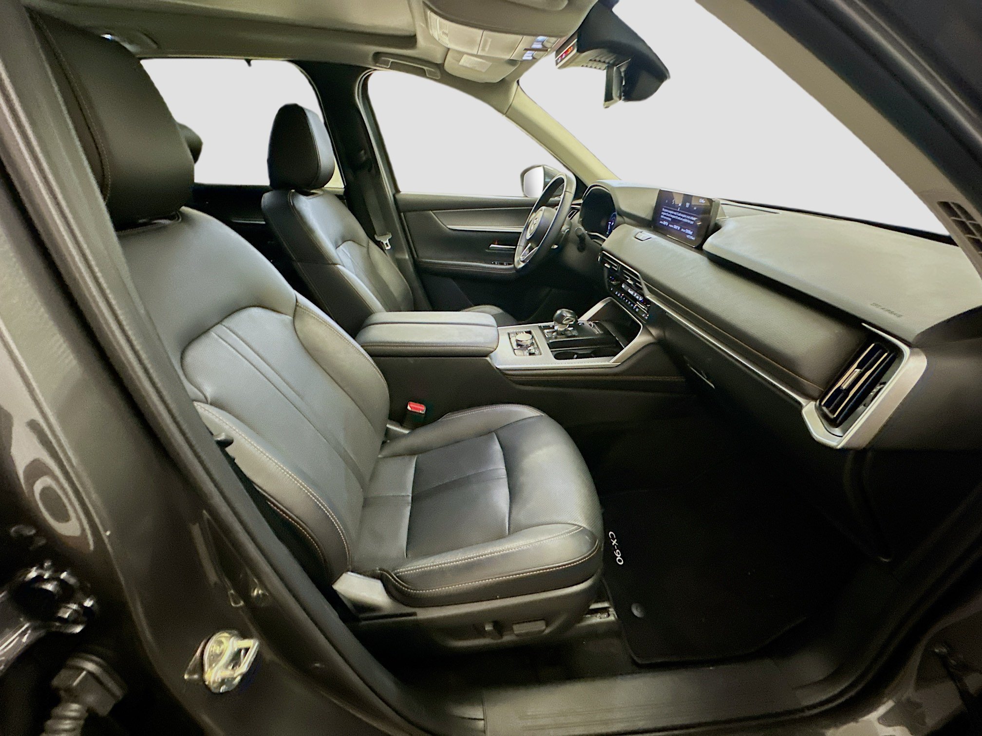 Used 2024 MAZDA CX-90 Plug-In Hybrid w/ Premium Pkg AWD/4WD image 33
