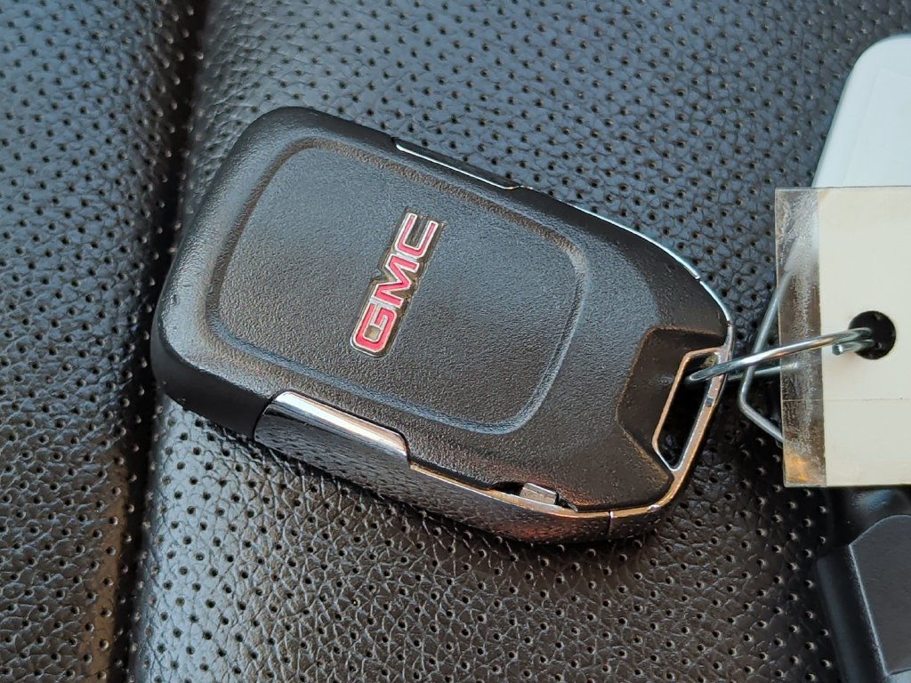 Used 2023 GMC Acadia SLT AWD/4WD image 39