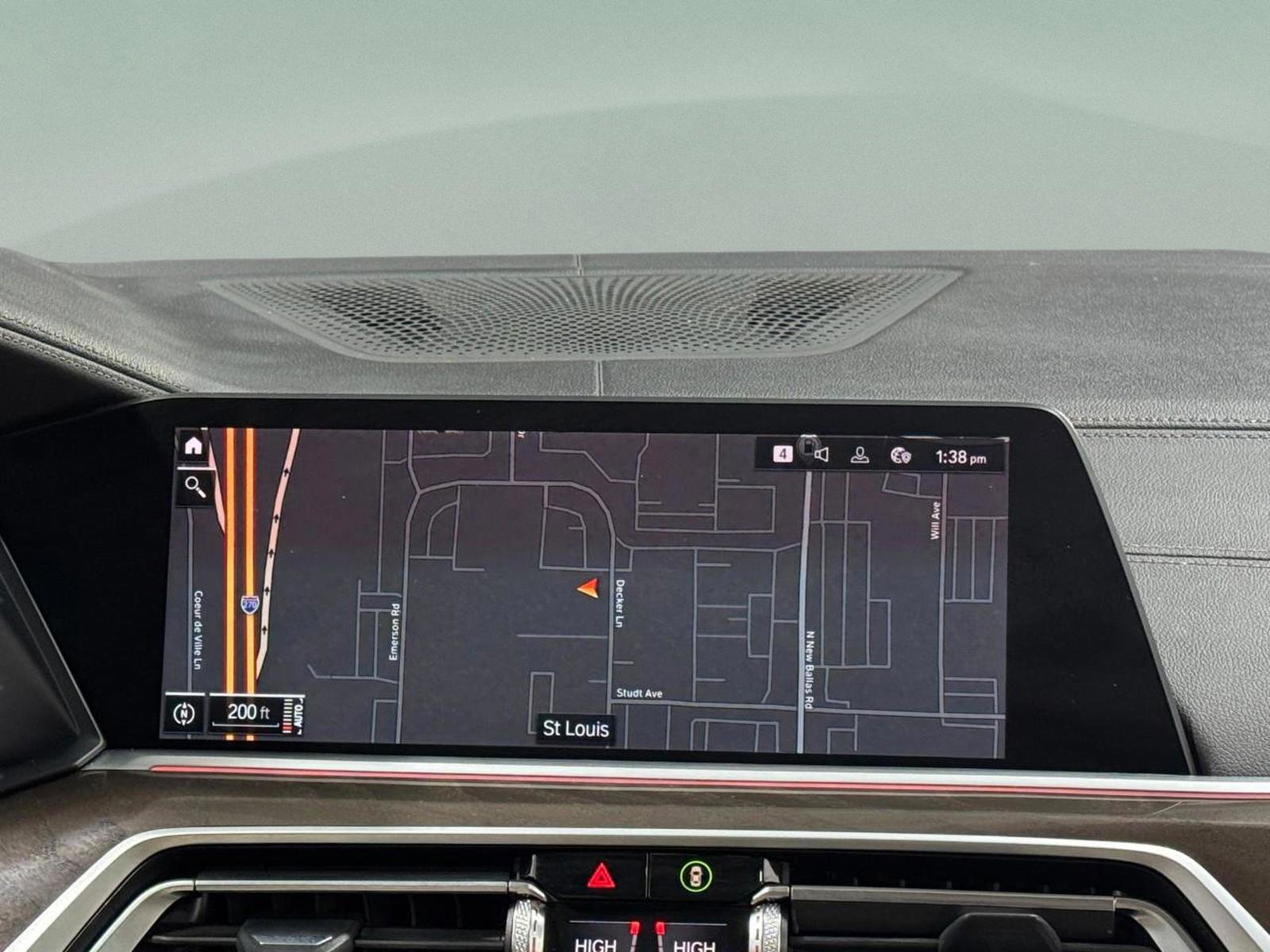 Used 2022 BMW X5 xDrive40i w/ Parking Assistance Package image 15